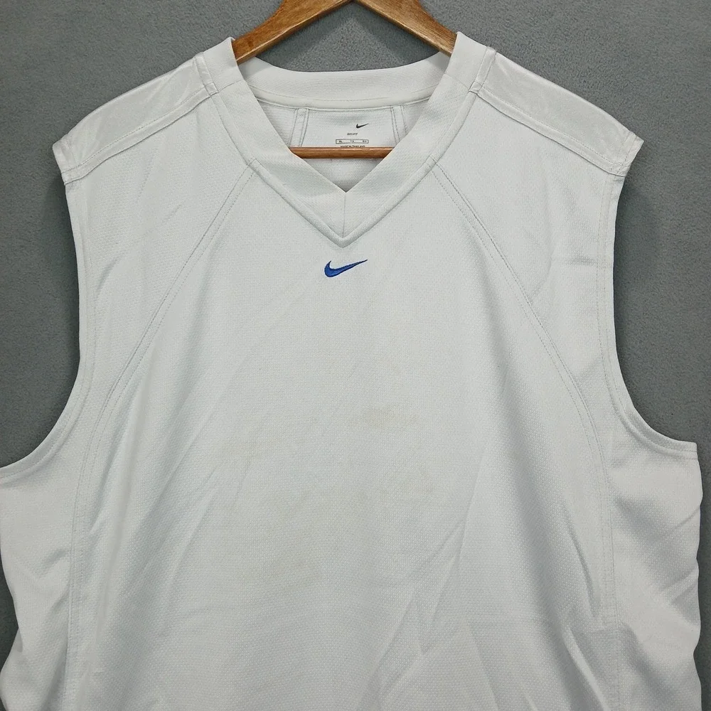 Nike Hoop Tech Dri Fit Basketball Jersey Mens XL Light Gray Swoosh Logo V‎ Neck